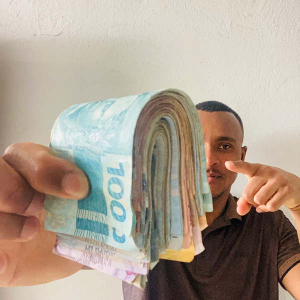 Rapidinha de 1000 Reais